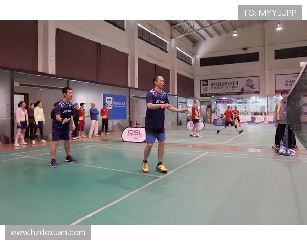 成都羽毛球队意识排名创新高引发关注助力羽毛球运动发展新篇章